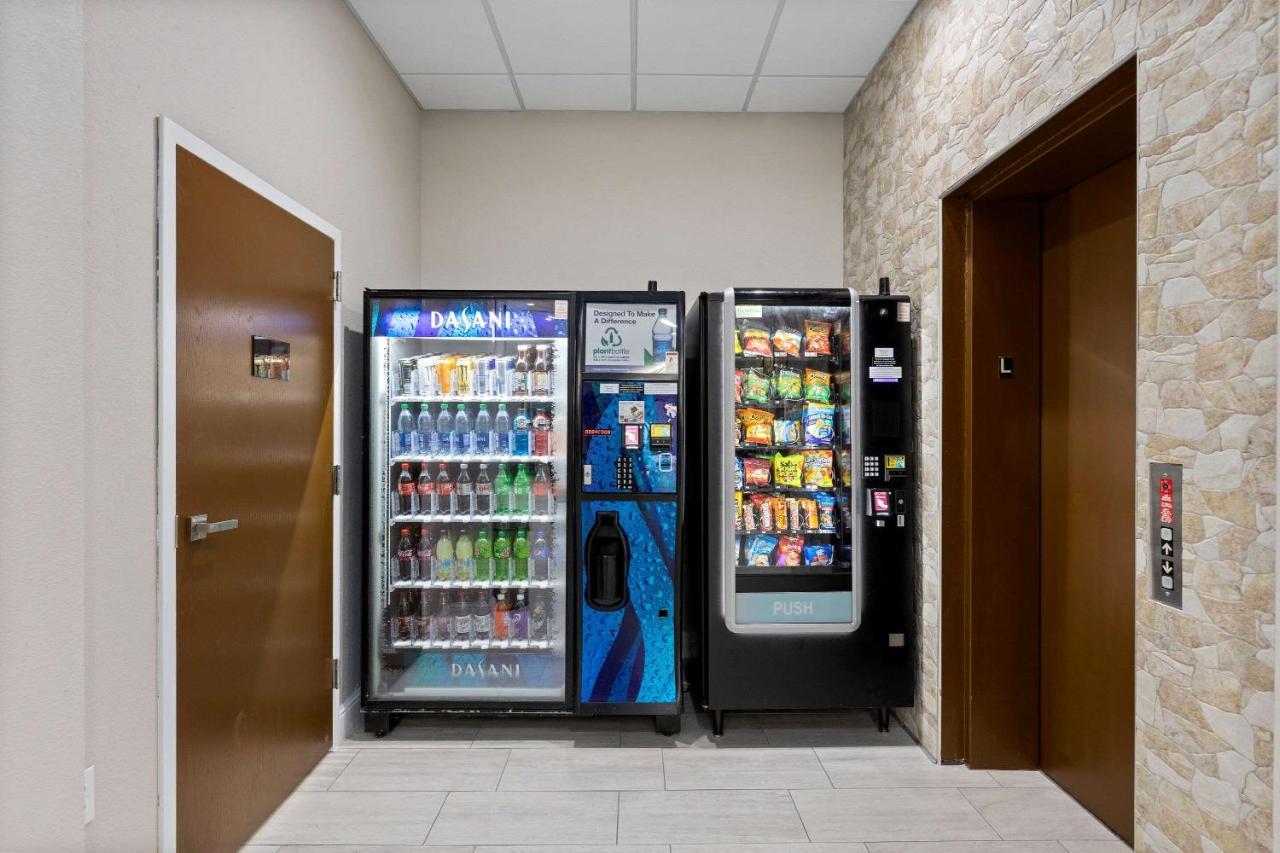 Comfort Inn & Suites St Louis-Hazelwood Extérieur photo