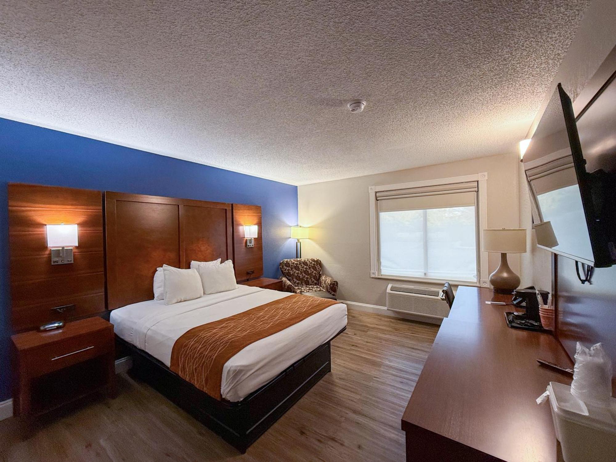 Comfort Inn & Suites St Louis-Hazelwood Extérieur photo